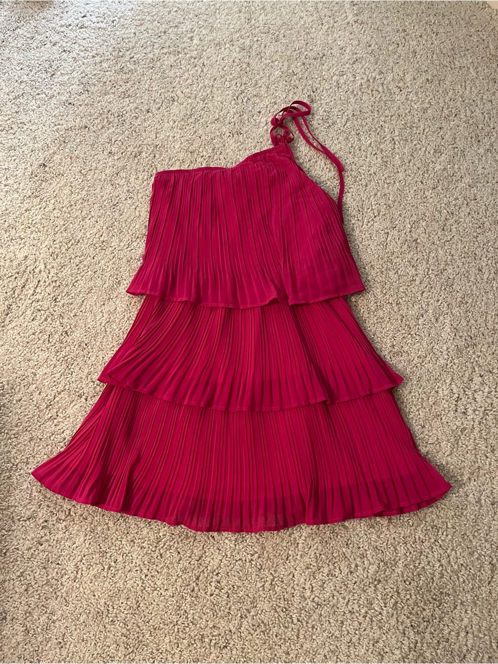 Women’s Tiered Pleated Pink Dress